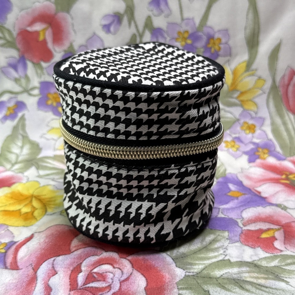 Anne Klein Houndstooth Travel Jewelry Case‎ Round Zipper Pouch 3x3"